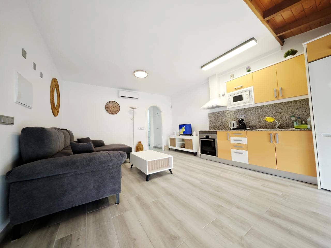 1 slaapkamer Bungalow te huur in Maspalomas met zwembad - € 1.800 (Ref: 9015877)