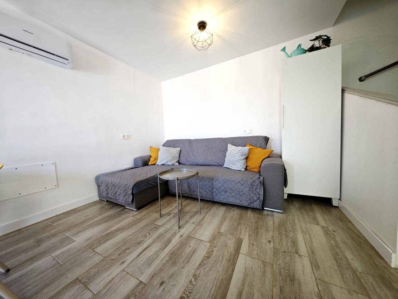 Appartement de 1 chambre à louer à Sonneland avec piscine - 1 500 € (Ref: 9016602)