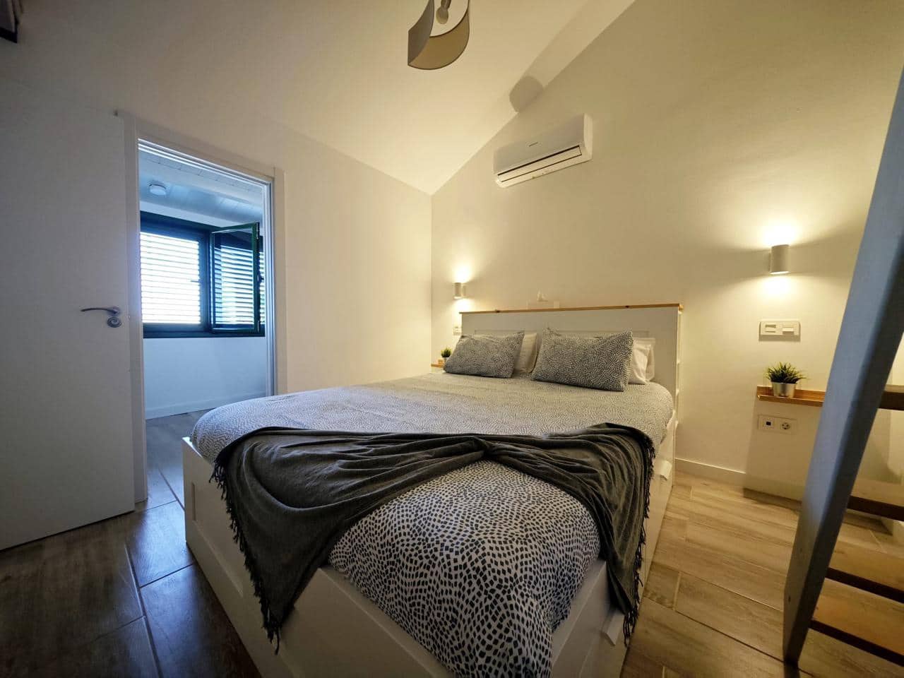 Appartement de 1 chambre à louer à Sonneland avec piscine - 1 500 € (Ref: 9016602)