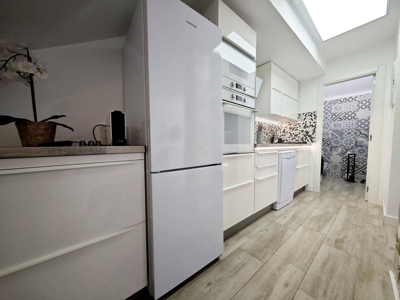 Appartement de 1 chambre à louer à Sonneland avec piscine - 1 500 € (Ref: 9016602)