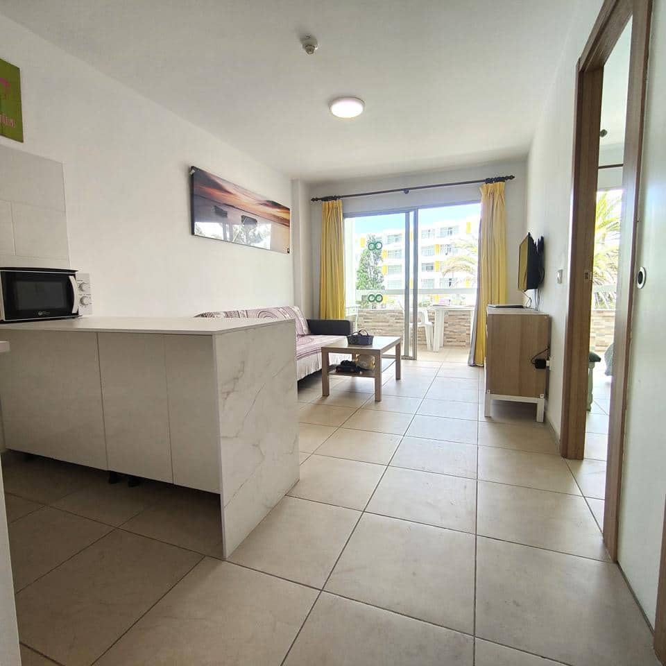 1 bedroom Flat for rent in Playa del Ingles with pool - € 1,300 (Ref: 9025521)