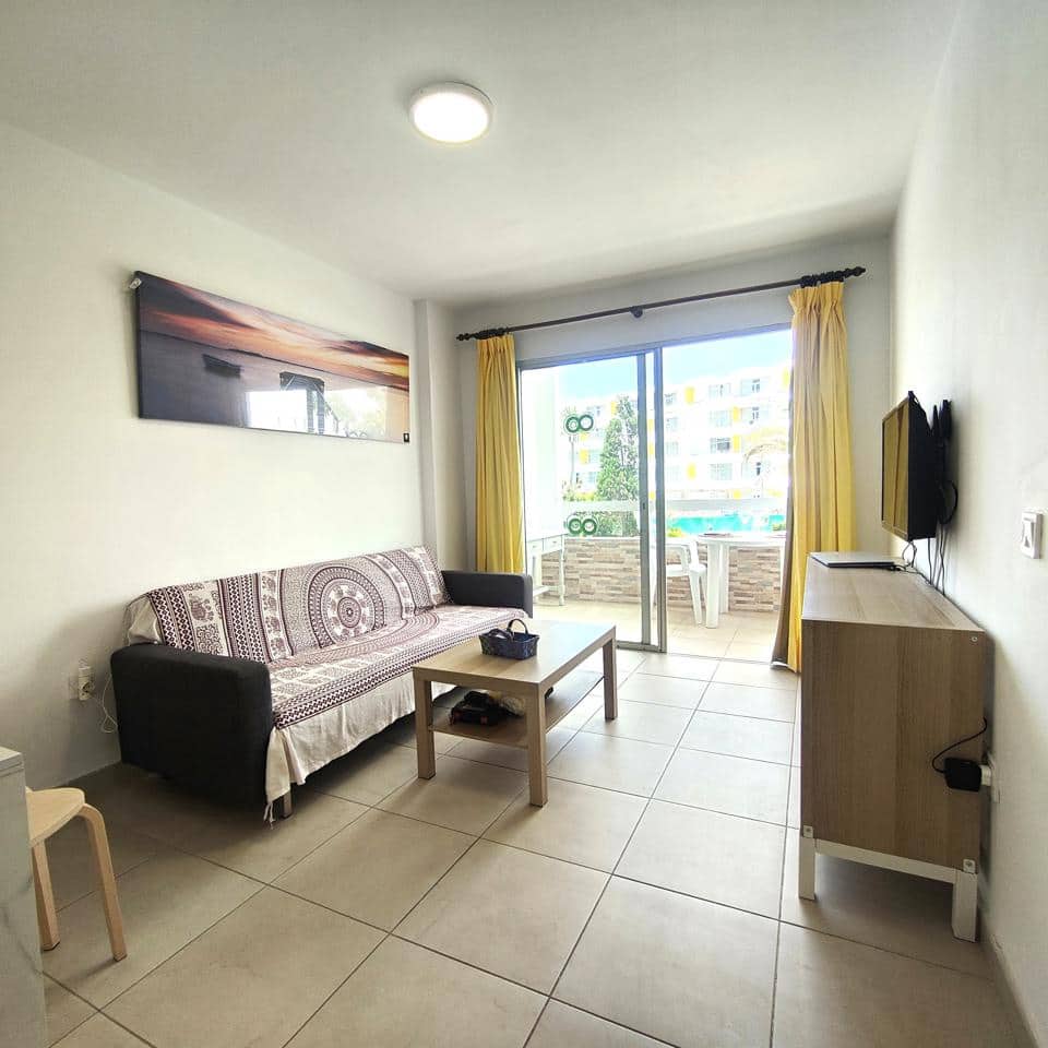 1 bedroom Flat for rent in Playa del Ingles with pool - € 1,300 (Ref: 9025521)