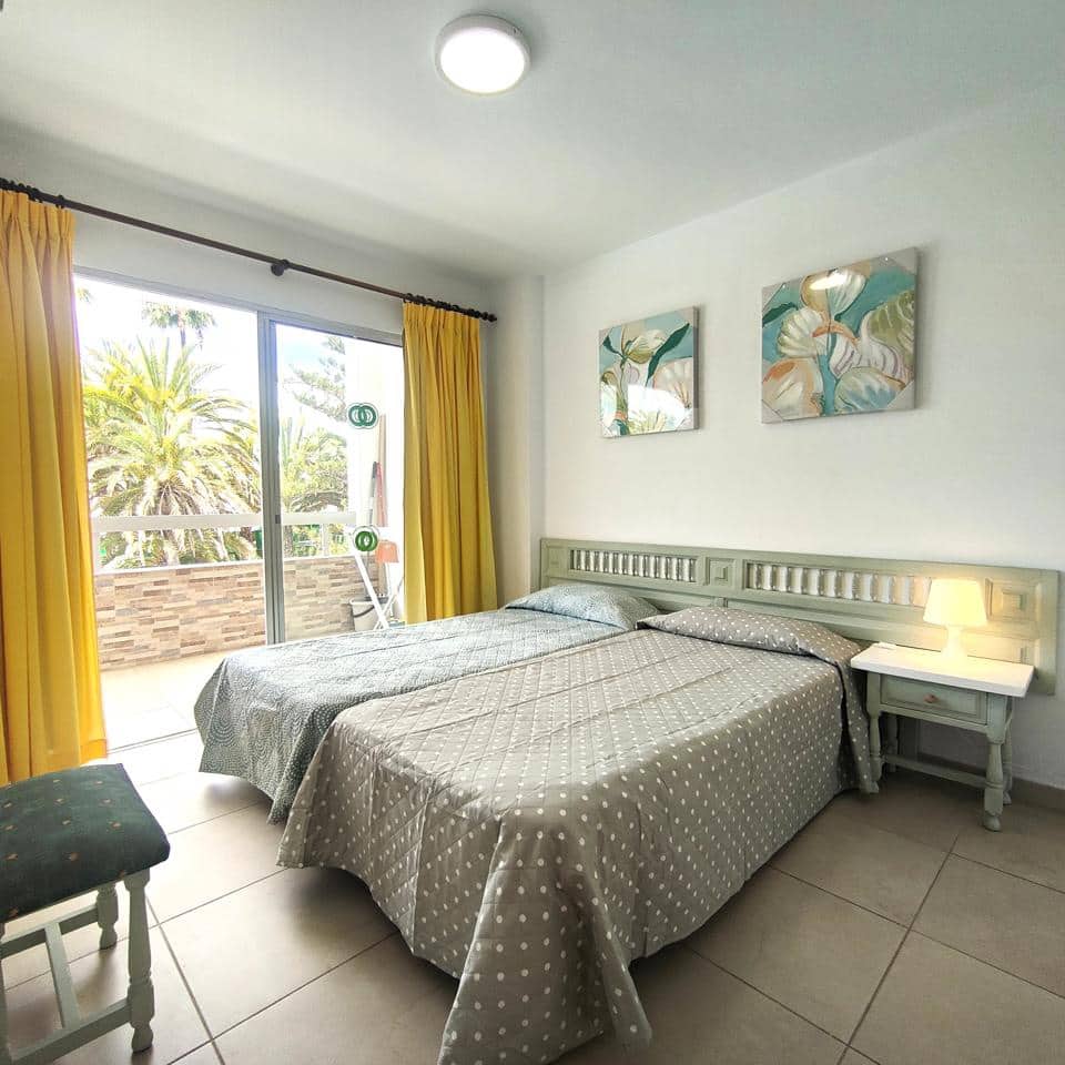 1 bedroom Flat for rent in Playa del Ingles with pool - € 1,300 (Ref: 9025521)