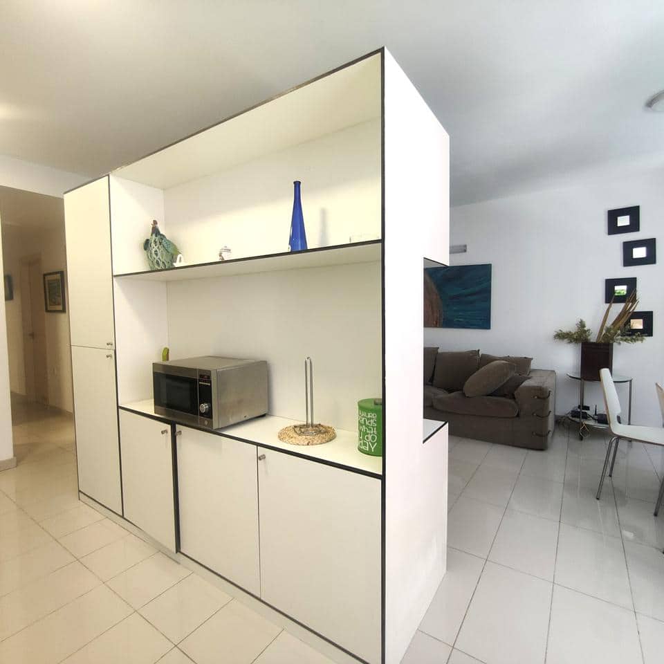 2 bedroom Flat for rent in Las Palmas de Gran Canaria - € 1,200 (Ref: 9058618)