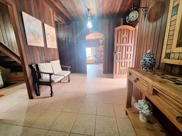 3 soveværelse Villa til leje i Telde med garage - € 1.800 (Ref: 9073029)