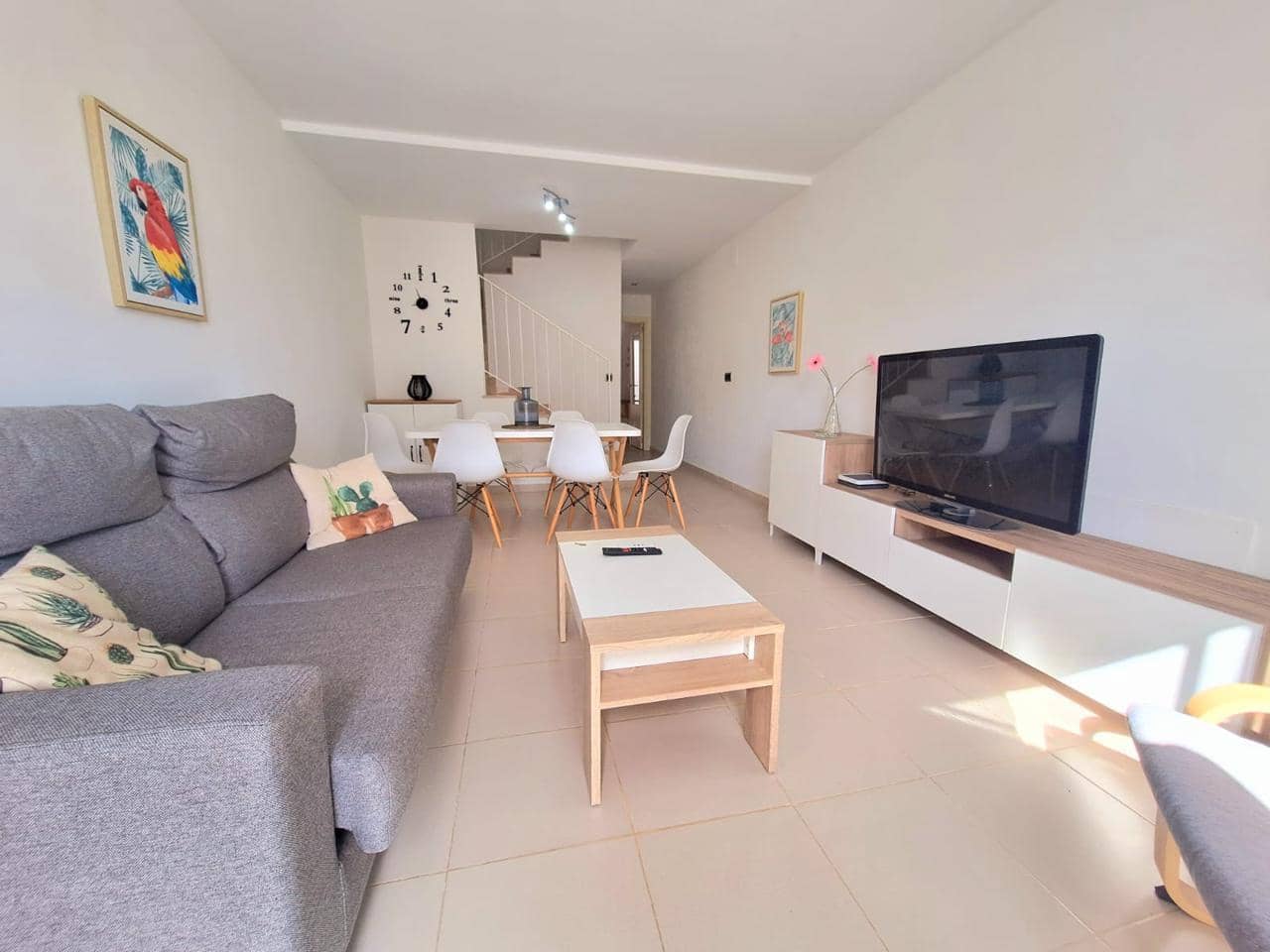 2 bedroom Flat for rent in Agaete with pool garage - € 1,300 (Ref: 9073030)