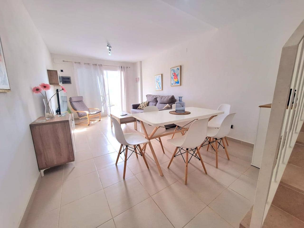 2 bedroom Flat for rent in Agaete with pool garage - € 1,300 (Ref: 9073030)