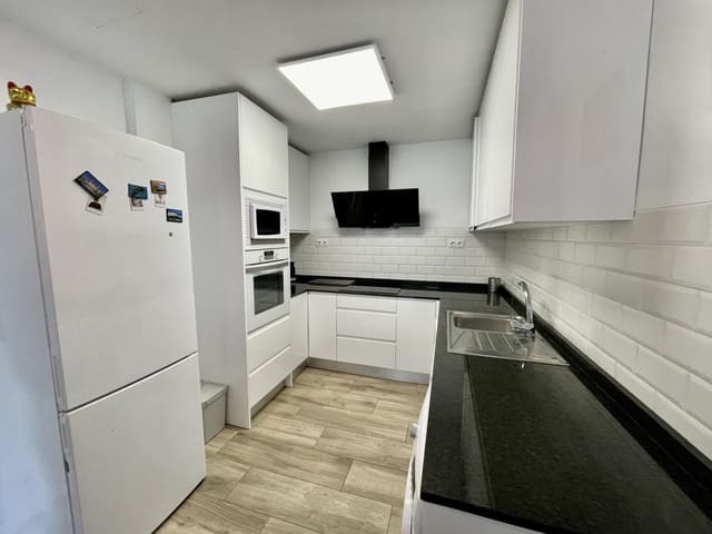 2 soveværelse Lejlighed til leje i Guanarteme, Las Palmas de Gran Canaria - € 1.300 (Ref: 9084839)