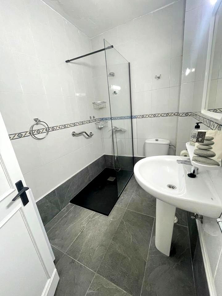 1 bedroom Flat for rent in Playa del Ingles with pool garage - € 1,150 (Ref: 9084842)