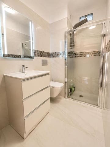 Bungalow de 2 habitaciones en Bahia Feliz, San Bartolomé de Tirajana en venta con piscina - 359.000 € (Ref: 9101651)