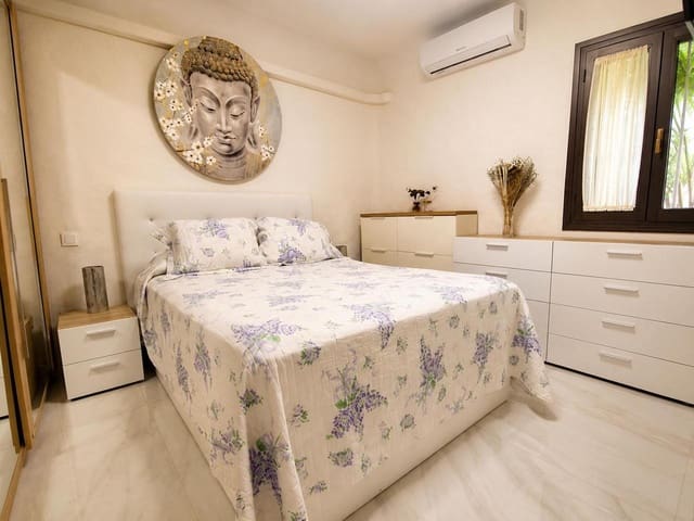 Bungalow de 2 habitaciones en Bahia Feliz, San Bartolomé de Tirajana en venta con piscina - 359.000 € (Ref: 9101651)