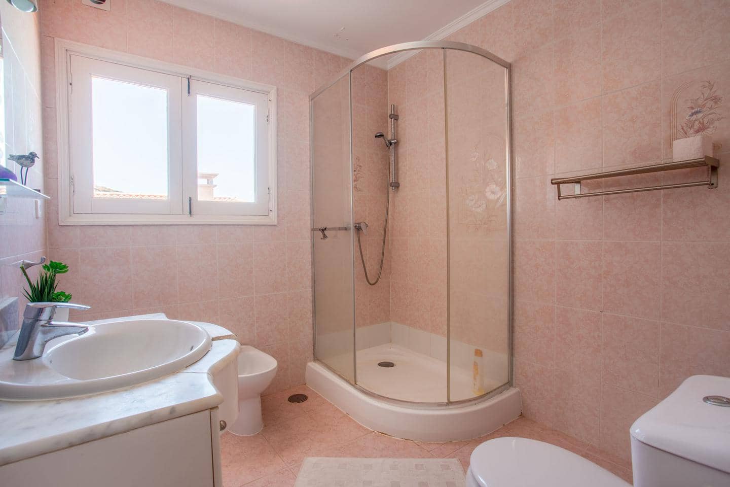 4 soveværelse Villa til salg i Mogan med swimmingpool garage - € 795.000 (Ref: 9101652)