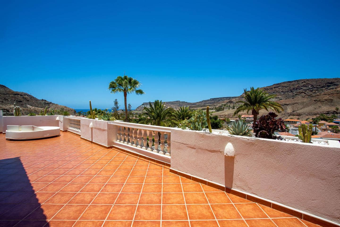 4 soveværelse Villa til salg i Mogan med swimmingpool garage - € 795.000 (Ref: 9101652)