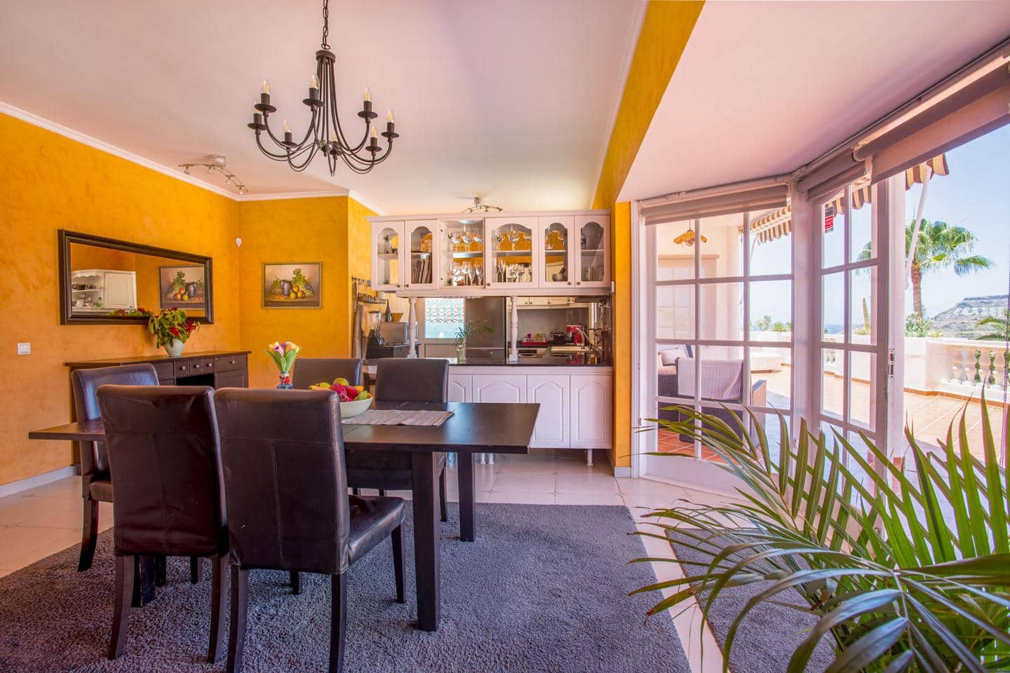 4 soveværelse Villa til salg i Mogan med swimmingpool garage - € 795.000 (Ref: 9101652)