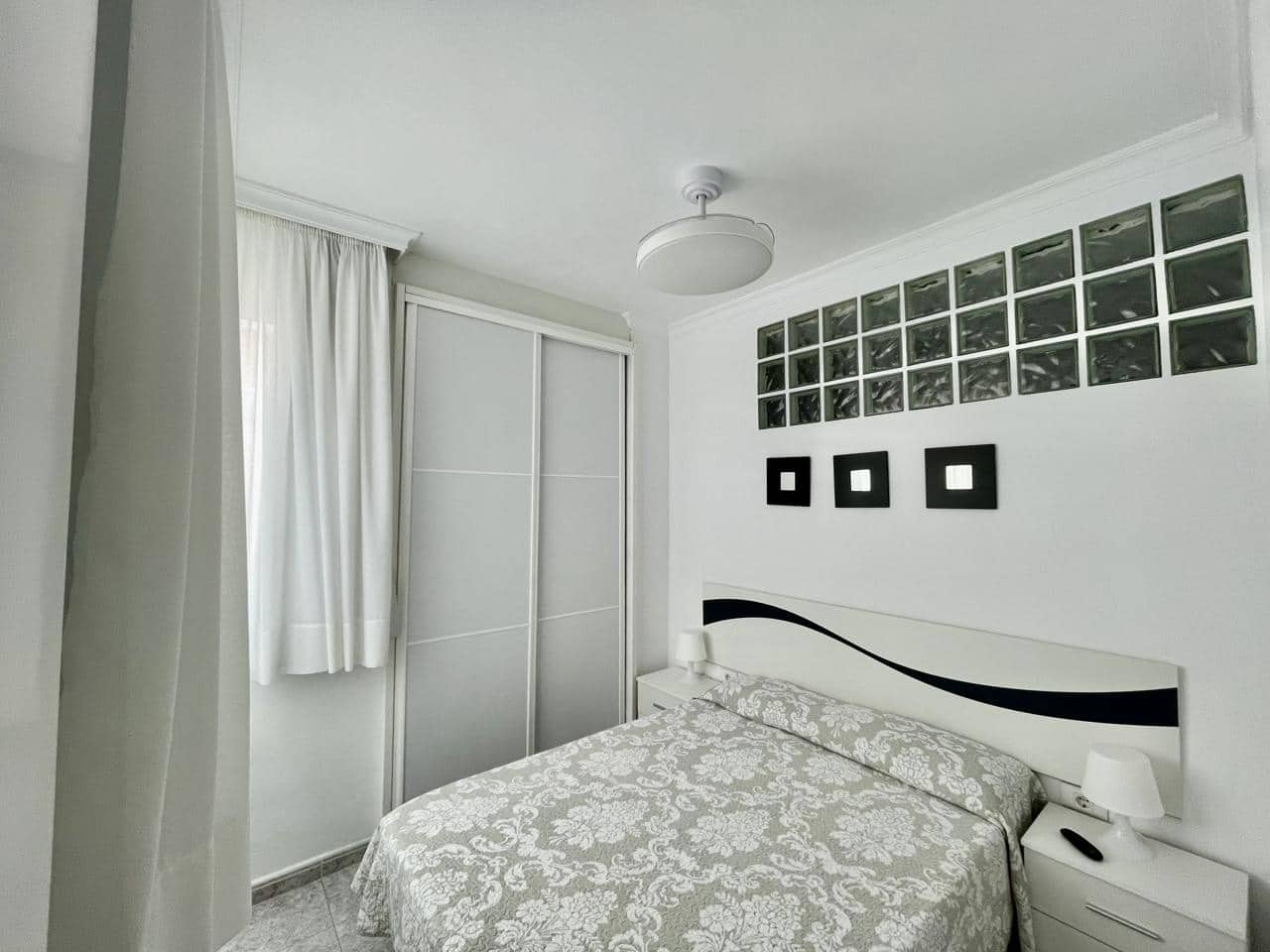 1 soveværelse Lejlighed til leje i Las Palmas de Gran Canaria - € 1.300 (Ref: 9111254)