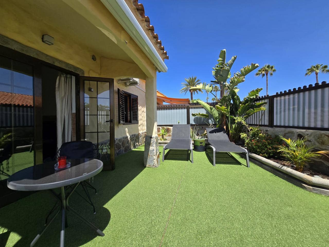 1 soveværelse Bungalow til salg i Playa del Ingles med swimmingpool - € 370.000 (Ref: 9138786)