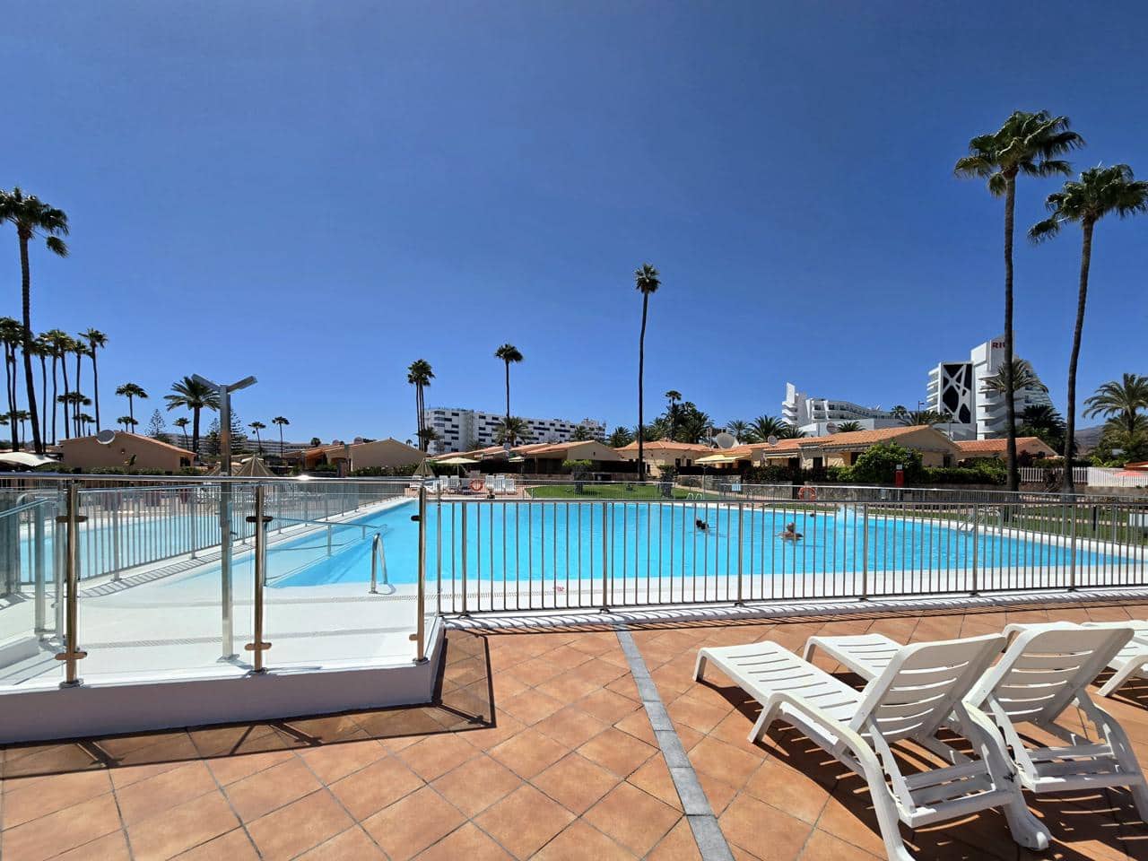 1 soveværelse Bungalow til salg i Playa del Ingles med swimmingpool - € 370.000 (Ref: 9138786)
