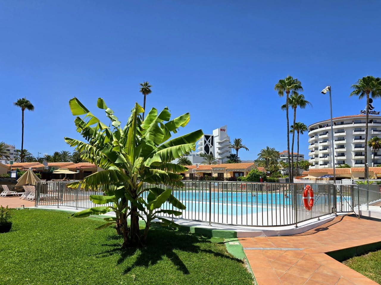 1 soveværelse Bungalow til salg i Playa del Ingles med swimmingpool - € 370.000 (Ref: 9138786)