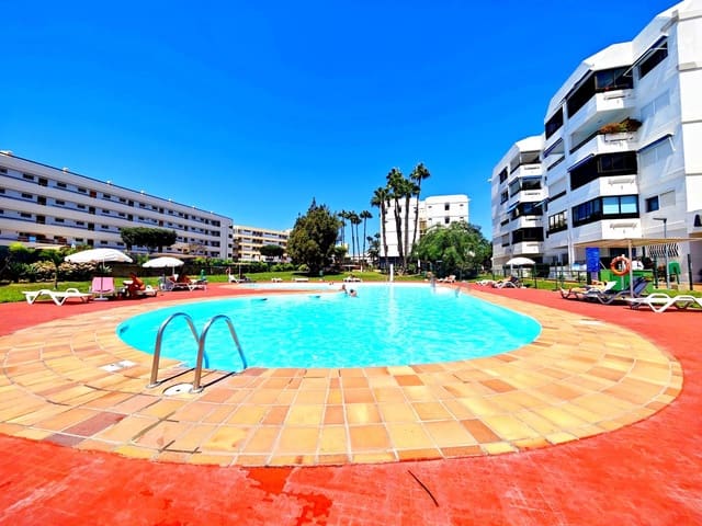 1 makuuhuone Asunto vuokrattavana paikassa Playa del Inglés, San Bartolomé de Tirajana mukana uima-altaan 
autotalli - 1 300 € (Ref: 9146577)