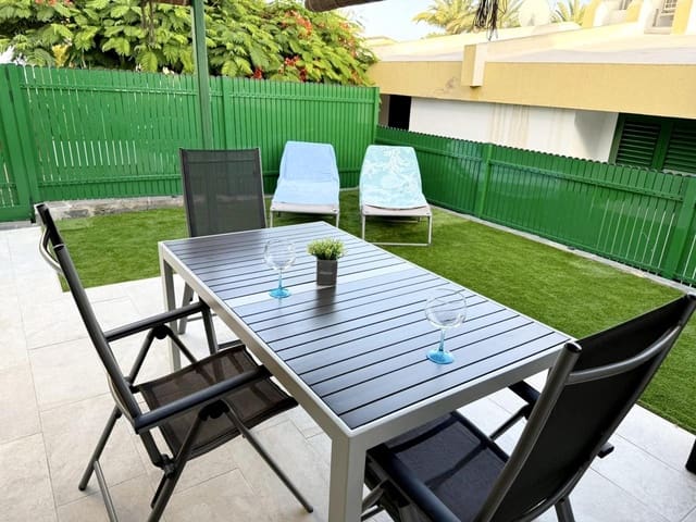 1 slaapkamer Flat te huur in Maspalomas, San Bartolomé de Tirajana met zwembad - € 1.400 (Ref: 9158723)