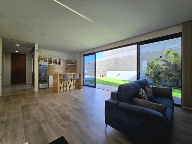 3 soveværelse Villa til salg i La Montañeta, Telde med swimmingpool garage - € 1.590.000 (Ref: 9158724)