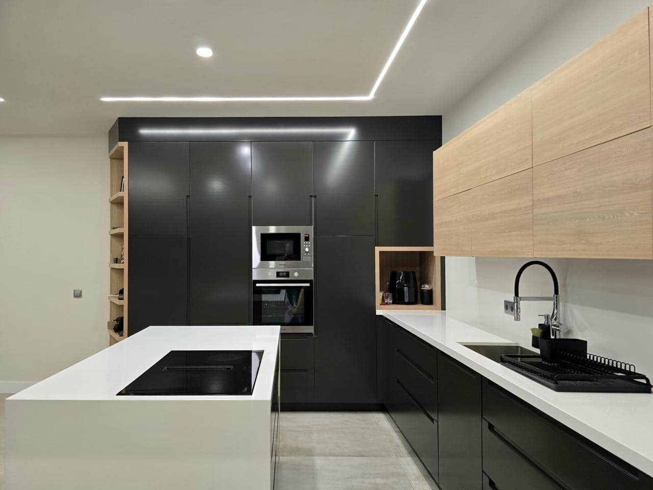 3 slaapkamer Villa te koop in La Montaneta met zwembad garage - € 1.590.000 (Ref: 9158724)