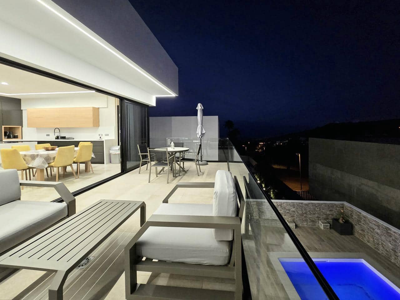 3 slaapkamer Villa te koop in La Montaneta met zwembad garage - € 1.590.000 (Ref: 9158724)