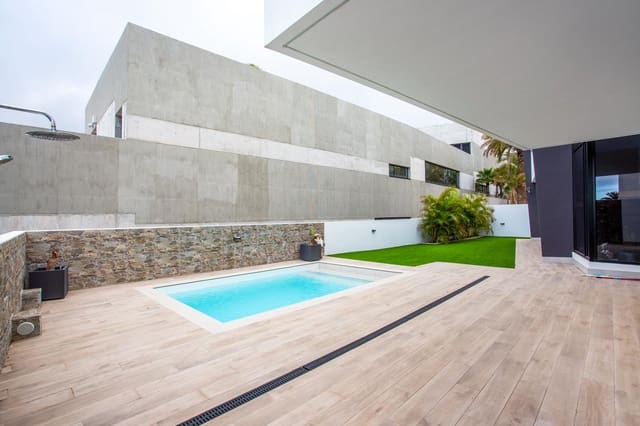 3 slaapkamer Villa te koop in La Montañeta, Telde met zwembad garage - € 1.590.000 (Ref: 9158724)