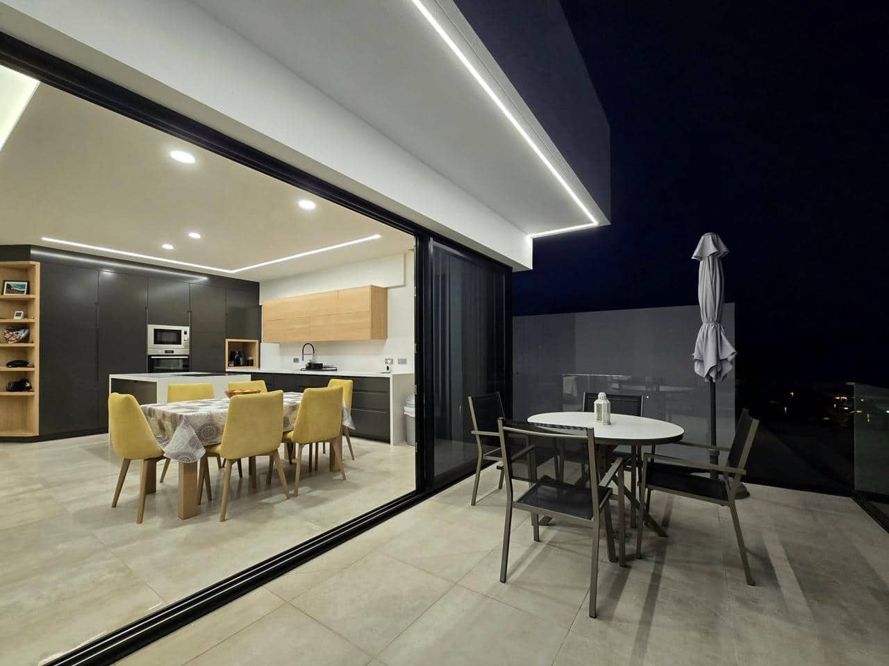 3 slaapkamer Villa te koop in La Montaneta met zwembad garage - € 1.590.000 (Ref: 9158724)