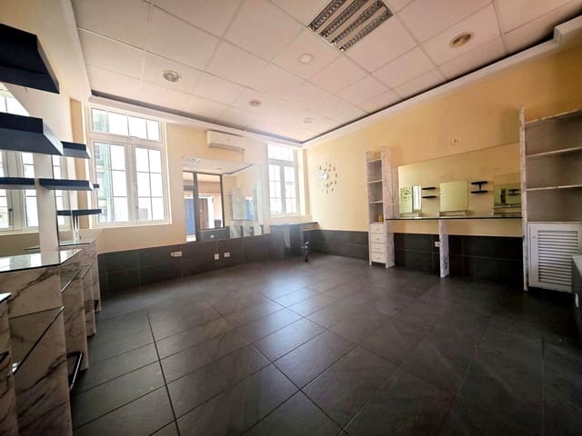 1 makuuhuone Yritys vuokrattavana paikassa Playa del Inglés, San Bartolomé de Tirajana - 950 € (Ref: 9163212)