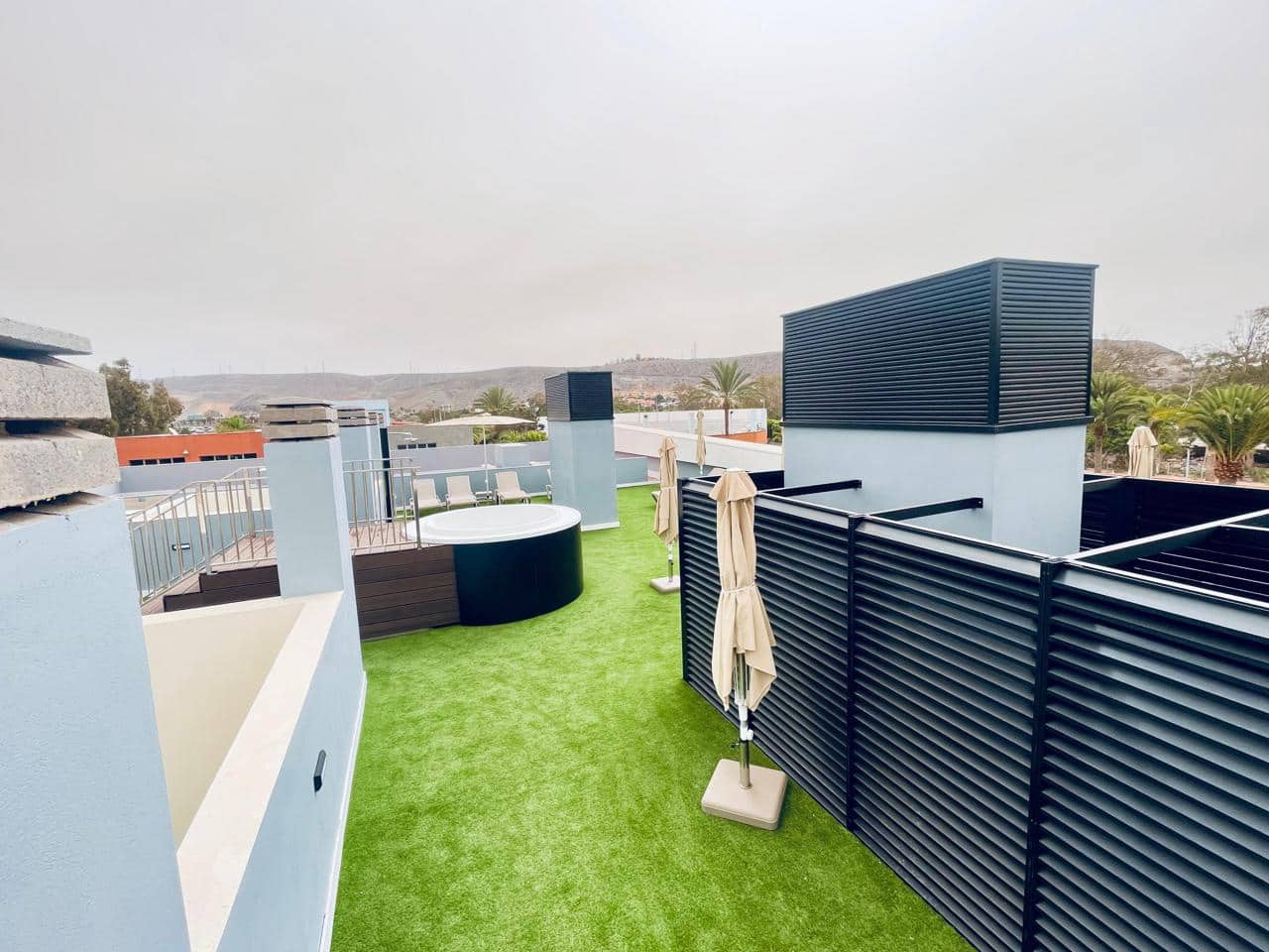 Leilighet til leie i Arguineguin med garasje - € 1 200 (Ref: 9177523)