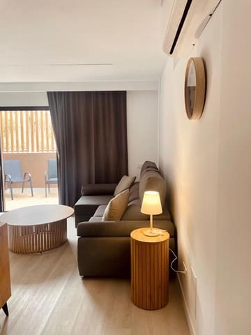 Flat for rent in Arguineguín, Mogán with garage - € 1,200 (Ref: 9177523)