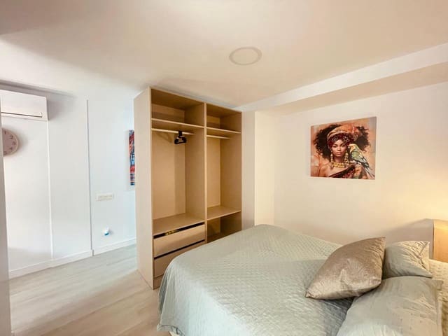 Flat for rent in Arguineguín, Mogán with garage - € 1,200 (Ref: 9177523)