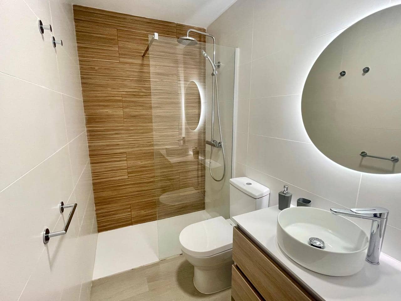 Leilighet til leie i Arguineguin med garasje - € 1 200 (Ref: 9177523)