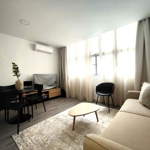 Flat for rent in Santa Catalina - Canteras, Las Palmas de Gran Canaria - € 900 (Ref: 9184737)