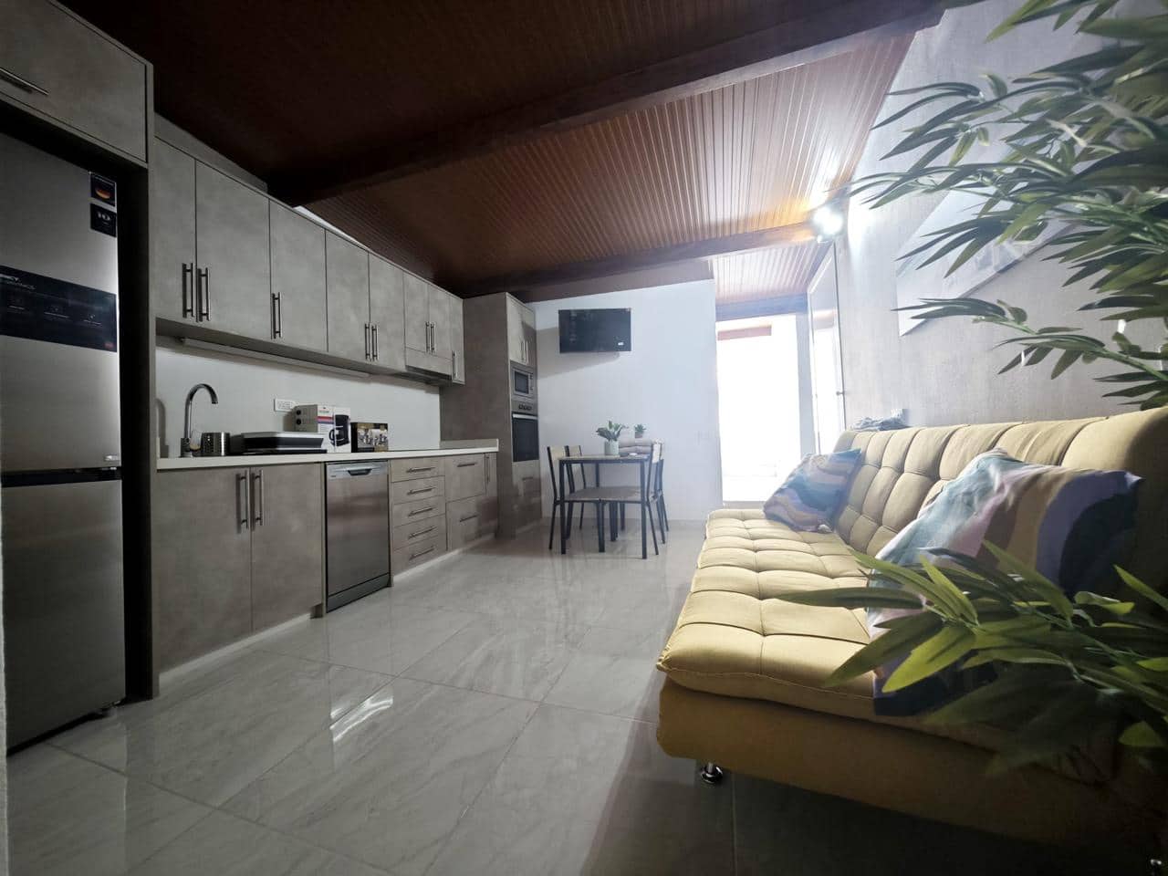 2 sovrum Lägenhet att hyra i San Fernando - 1 200 € (Ref: 9191895)