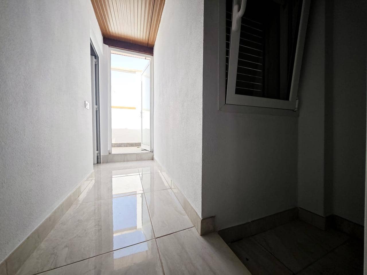 2 sovrum Lägenhet att hyra i San Fernando - 1 200 € (Ref: 9191895)