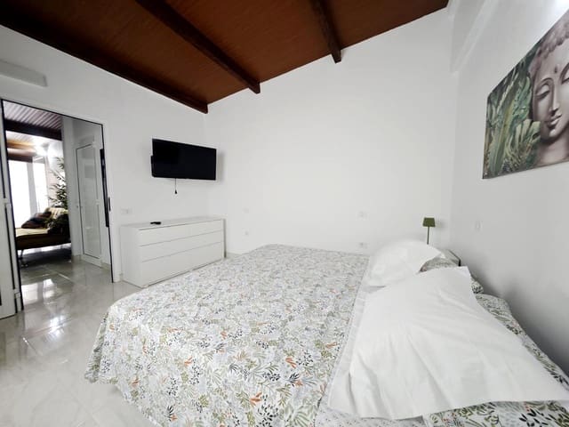 2 slaapkamer Flat te huur in San Fernando, Moya - € 1.200 (Ref: 9191895)