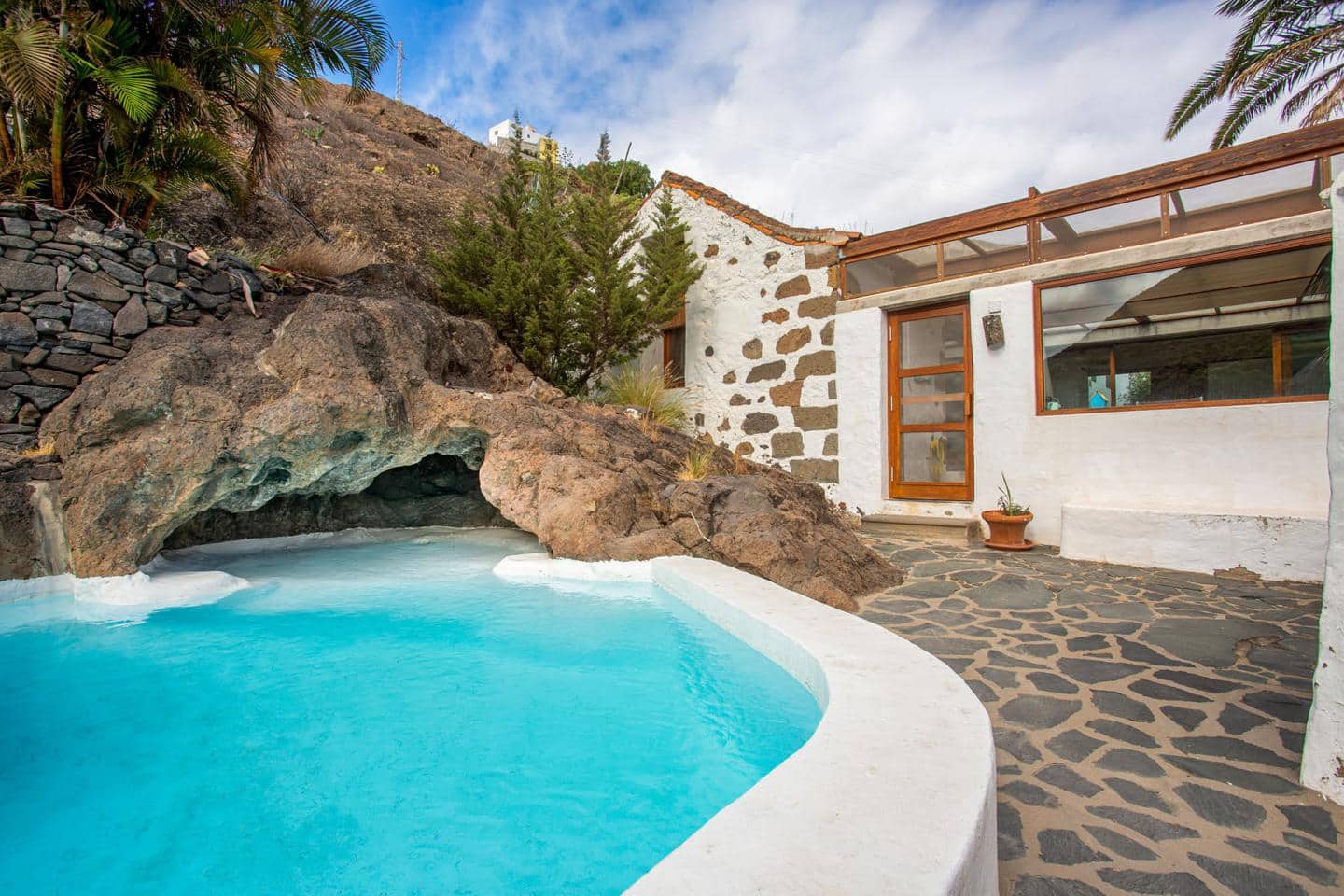 4 soverom Villa til salgs i Telde med svømmebasseng garasje - € 980 000 (Ref: 9205730)