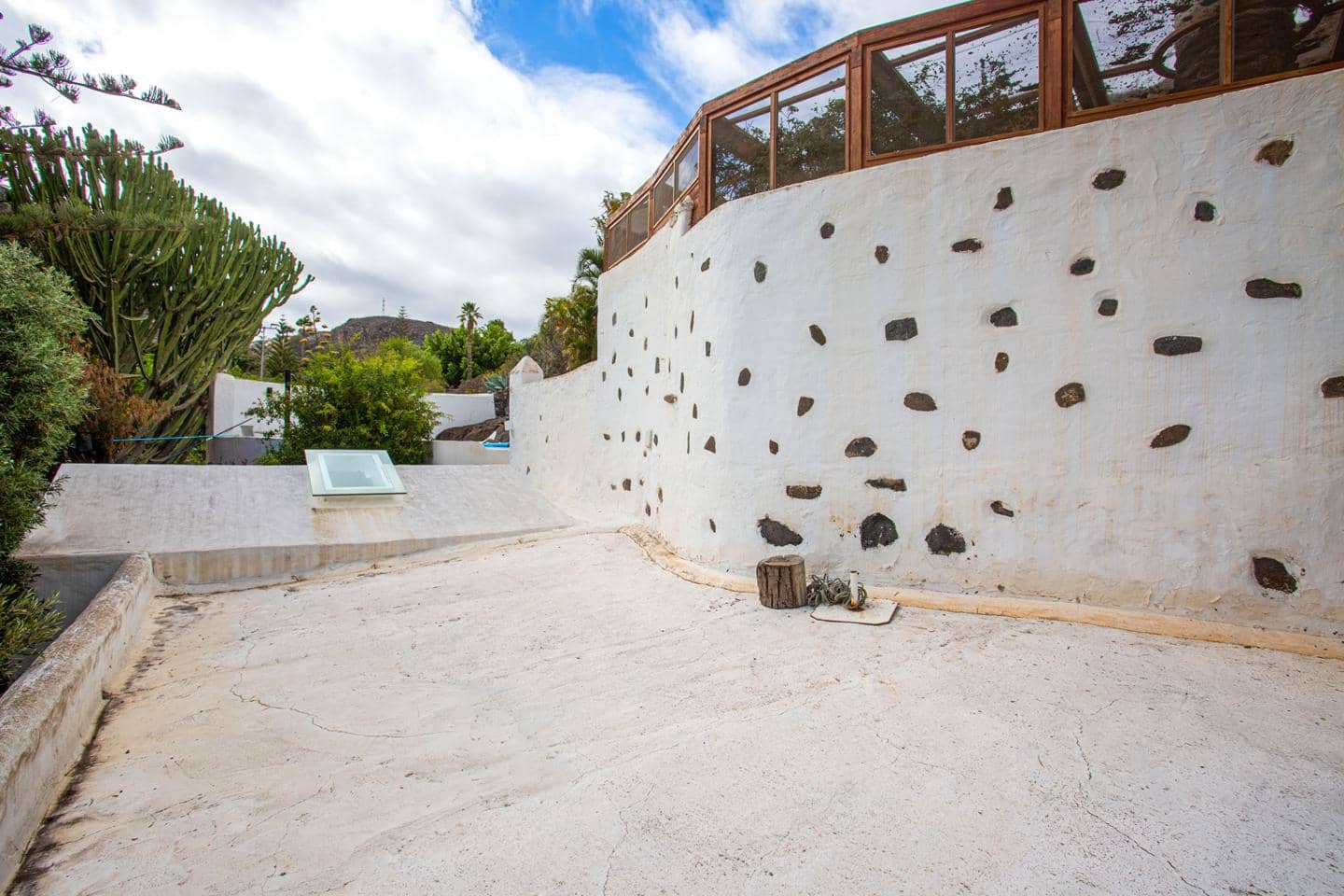 4 soverom Villa til salgs i Telde med svømmebasseng garasje - € 980 000 (Ref: 9205730)