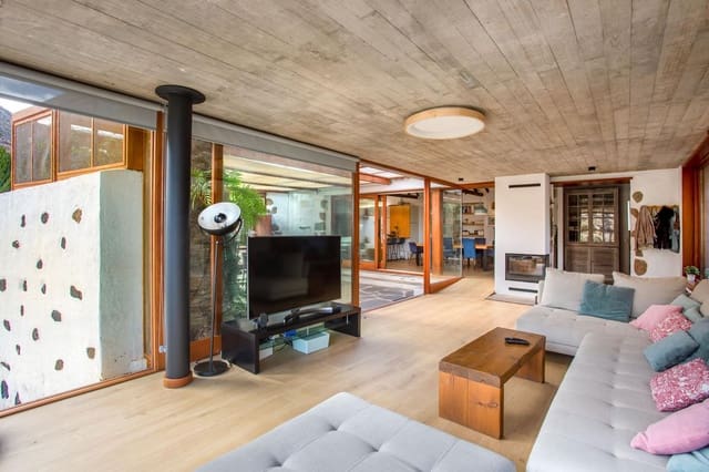 4 slaapkamer Villa te koop in Telde met zwembad garage - € 980.000 (Ref: 9205730)