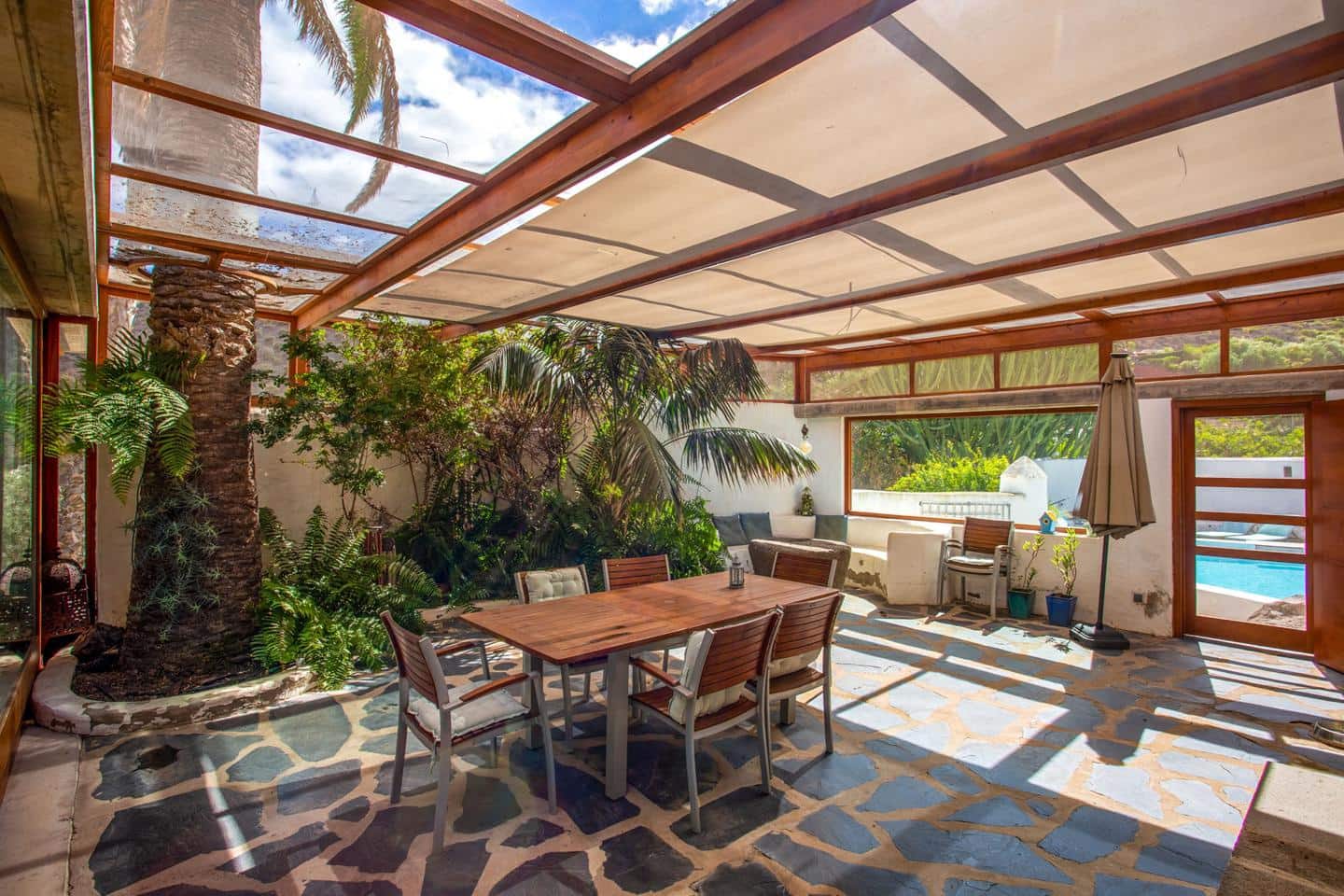 4 soverom Villa til salgs i Telde med svømmebasseng garasje - € 980 000 (Ref: 9205730)