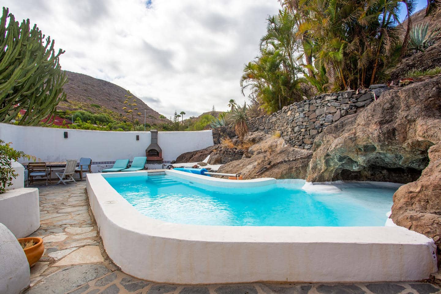 4 soverom Villa til salgs i Telde med svømmebasseng garasje - € 980 000 (Ref: 9205730)