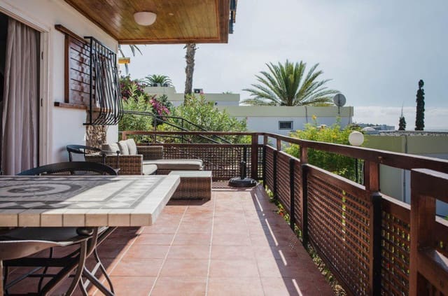 1 makuuhuone Asunto vuokrattavana paikassa San Agustín, San Bartolomé de Tirajana mukana uima-altaan - 1 500 € (Ref: 9219501)