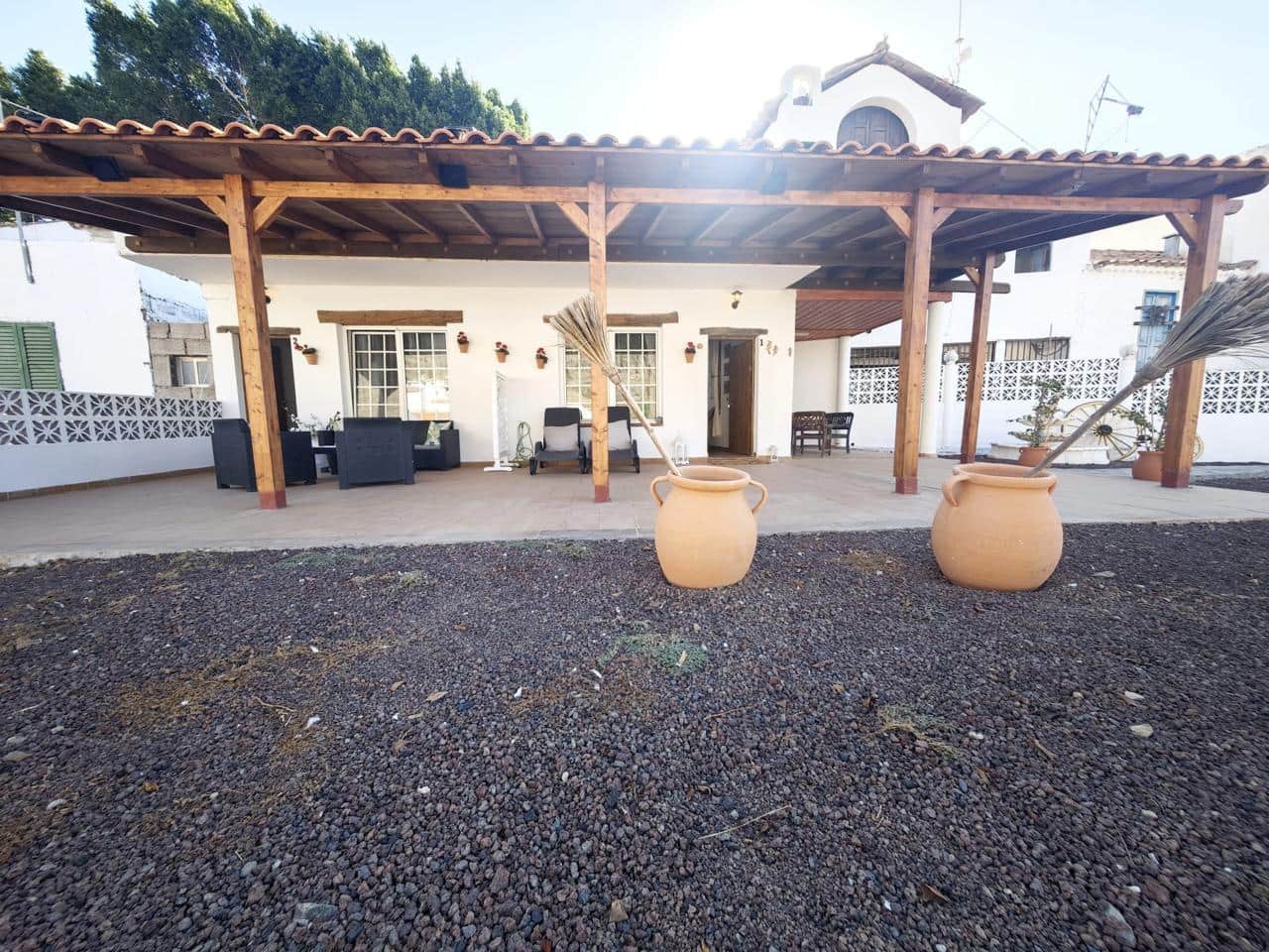 Villa/Maison de 1 chambre à louer à Fataga - 750 € (Ref: 9227884)