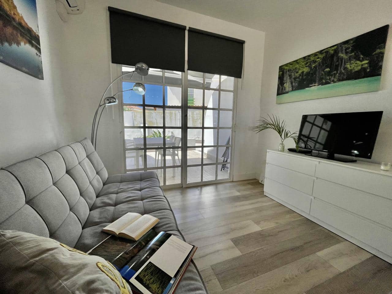 2 makuuhuone Asunto vuokrattavana paikassa Sonneland mukana uima-altaan 
autotalli - 1 290 € (Ref: 9238828)