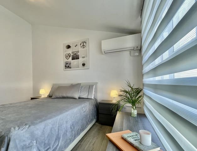 2 bedroom Flat for rent in Sonneland, San Bartolomé de Tirajana with pool garage - € 1,290 (Ref: 9238828)