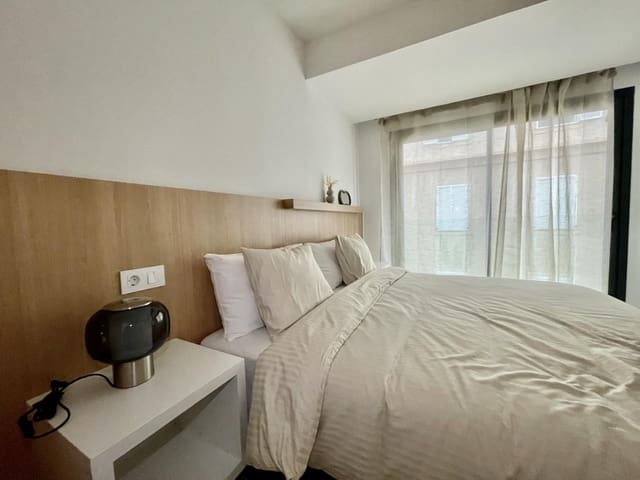 1 sovrum Lägenhet att hyra i Isleta, Las Palmas de Gran Canaria - 1 450 € (Ref: 9289812)