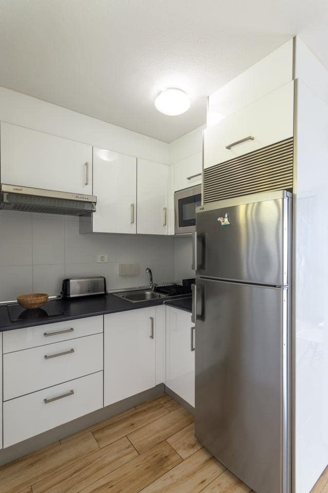 2 slaapkamer Flat te huur in San Agustin met zwembad garage - € 1.400 (Ref: 9296330)