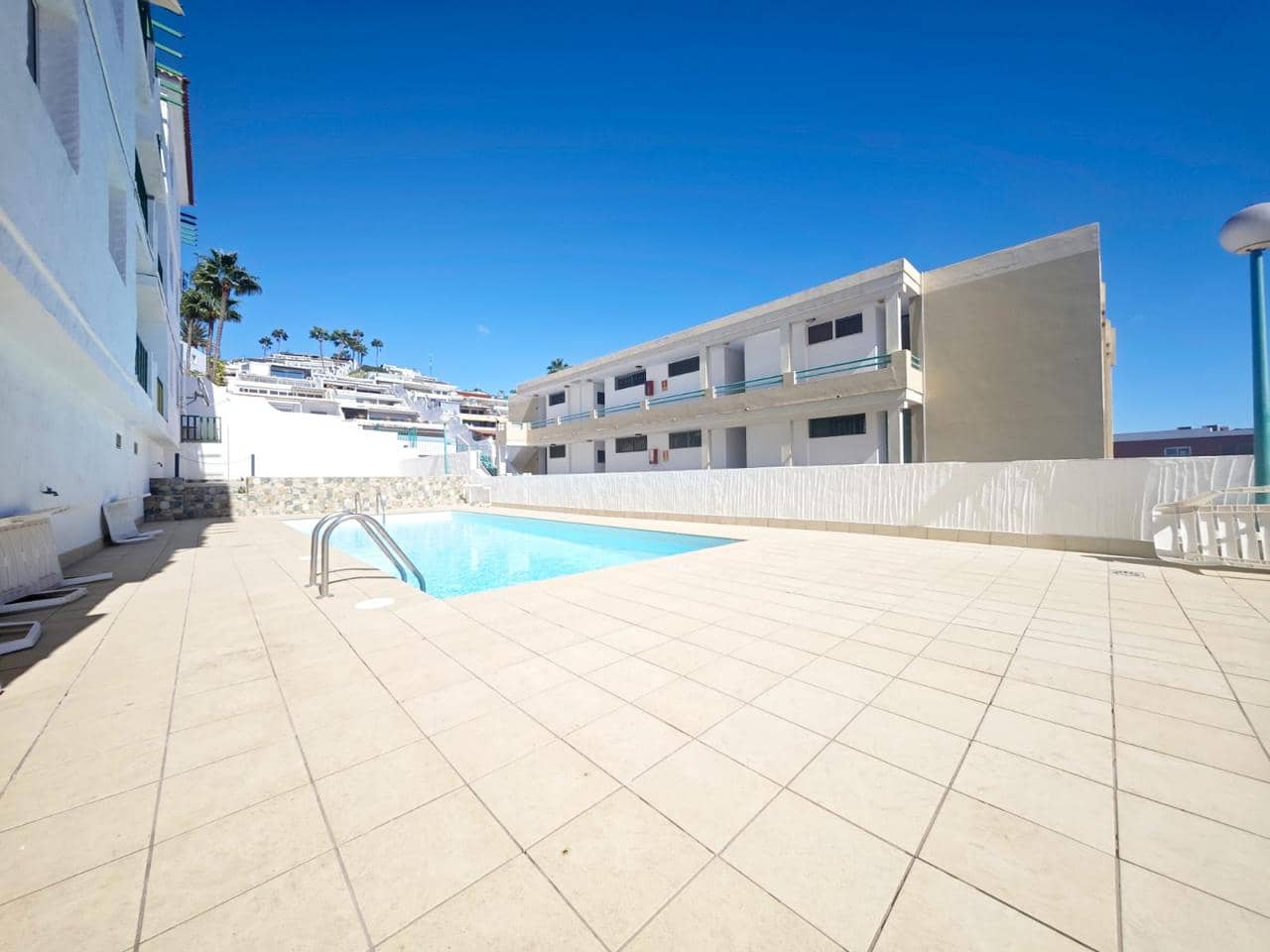 2 slaapkamer Flat te huur in San Agustin met zwembad garage - € 1.400 (Ref: 9296330)